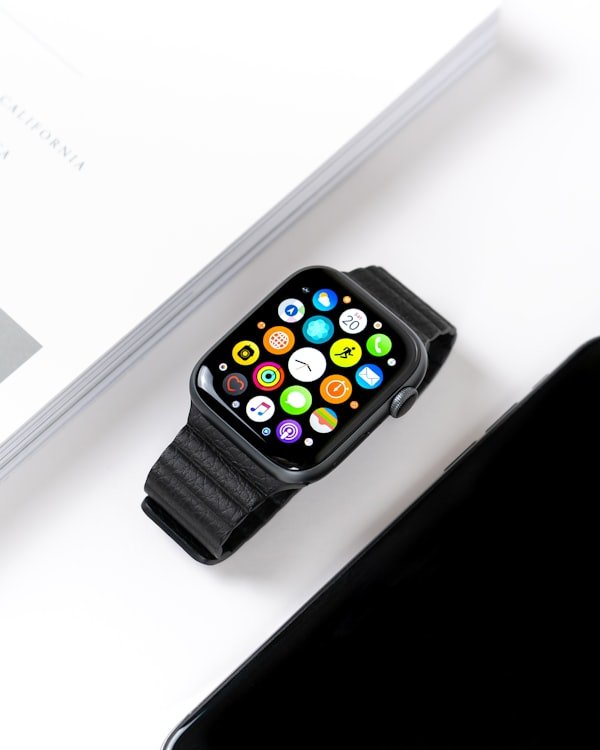 Apple Watch Series 9 (GPS, 45mm) Smartwatch with Health & Fitness Monitoring